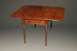 Mahogany drop leaf table A5532A