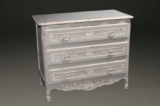 French 3 drawer commode A5582A French 3 drawer commode A5582A
