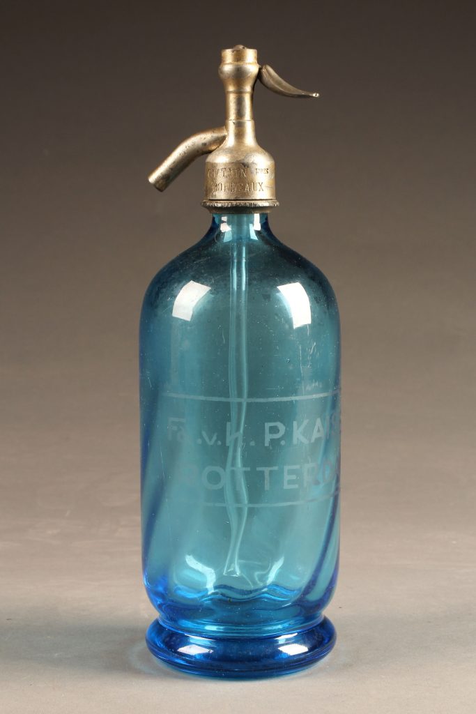 A5619A-antique-seltzer-bottle A5619A-antique-seltzer-bottle