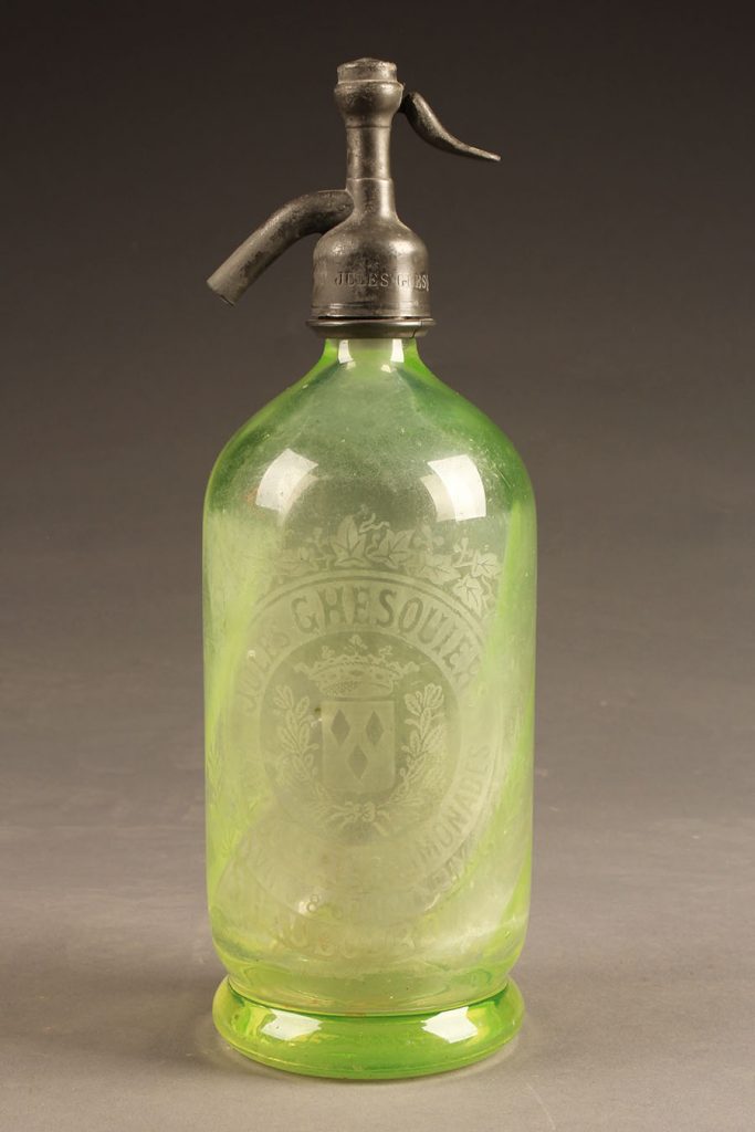 A5634A-antique-seltzer-bottle A5634A-antique-seltzer-bottle