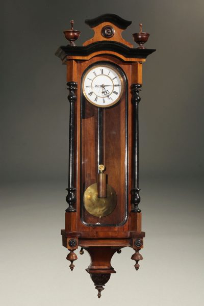 Late 19th century Austrian Vienna regulator